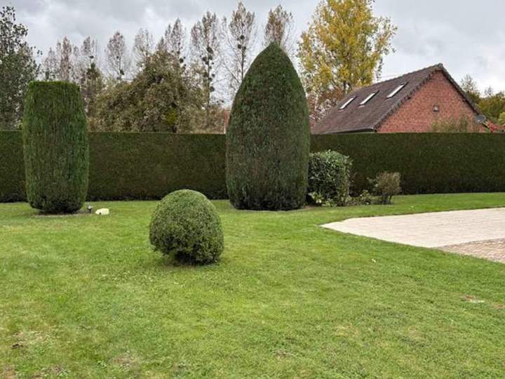 Entretien d’espaces verts à Hesdin