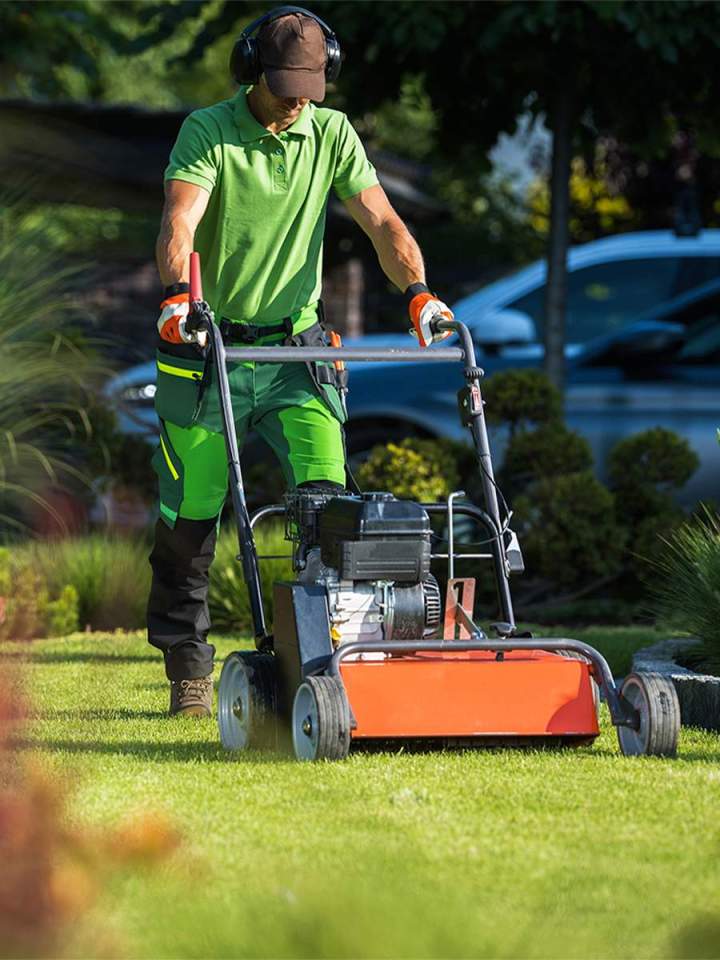 Entretien d’espaces verts à Hesdin